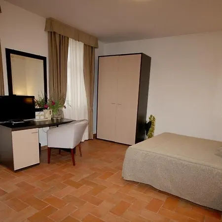 1 Hotell 4*