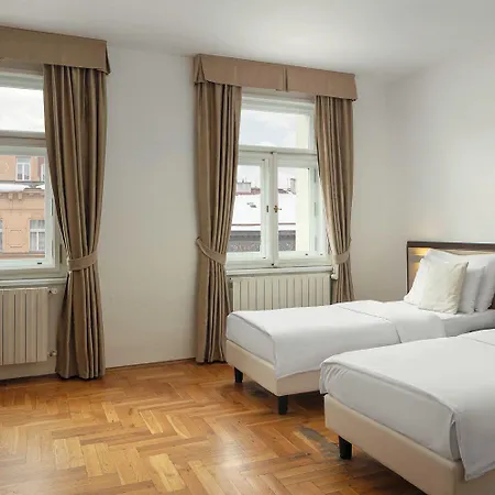 Hotel 1 4*
