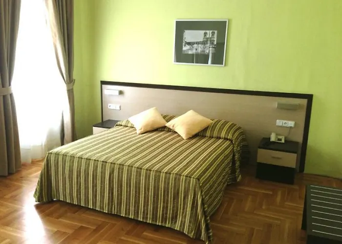 1 4* Prag