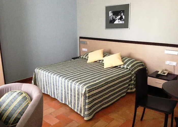 1 Otel 4*