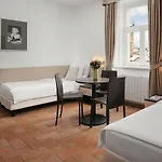 1 Prague