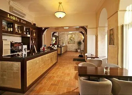 Hotel 1