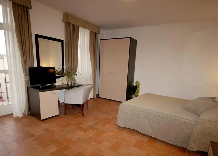1 Hotel 4*