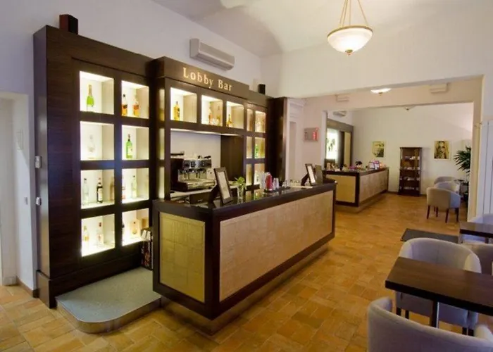 1 Hotel 4*